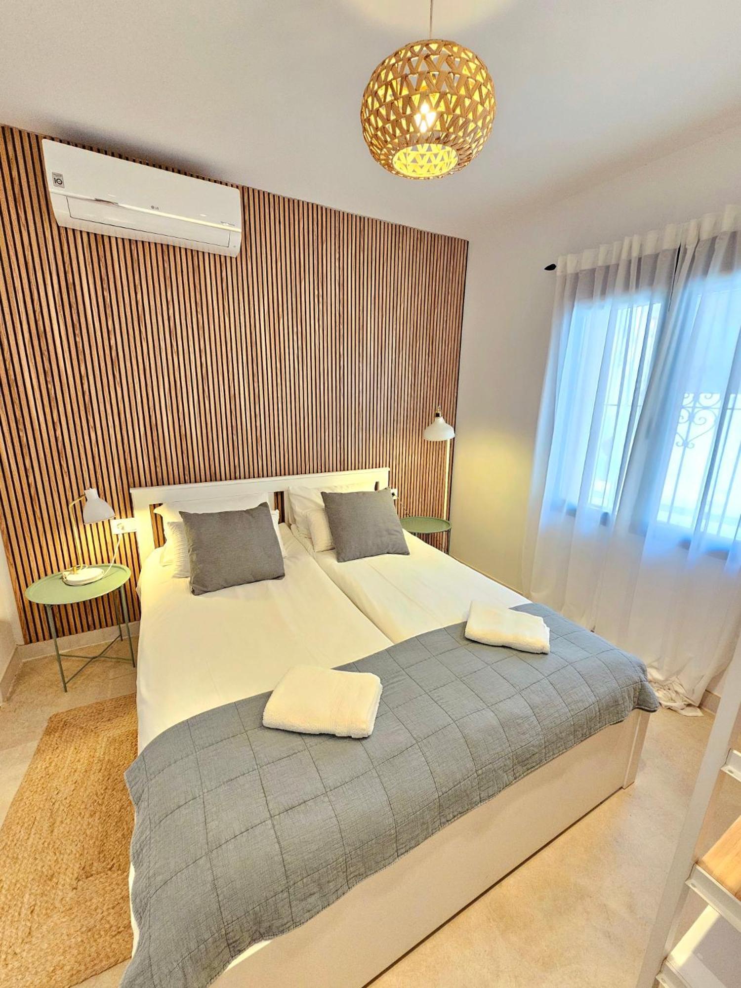 Apartamentos De La Huerta Аликанте Экстерьер фото